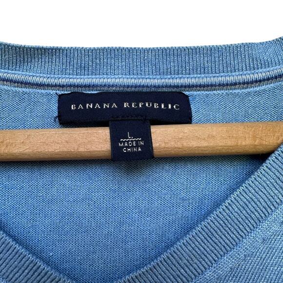 Banana Republic Blue V-Neck Sweater Silk Cotton Cashmere Blend – Size Large - Picture 2 of 4